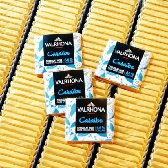 Valrhona Caraibe Dark Chocolate Gourmet Exquisite French Collection 100 Pcs Pack - Picture 3 of 3